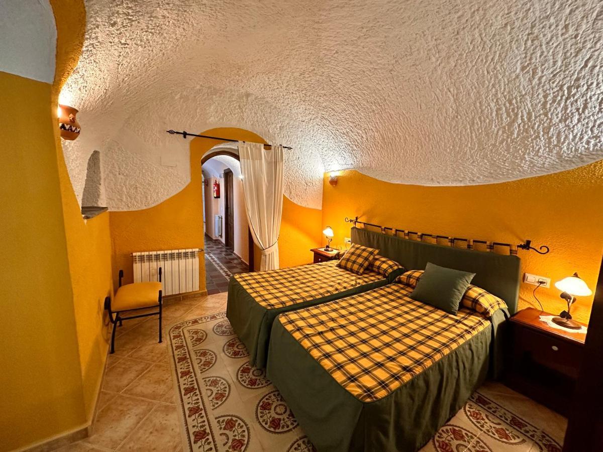 Апартаменты Cuevas La Granja Benalua de Guadix Экстерьер фото