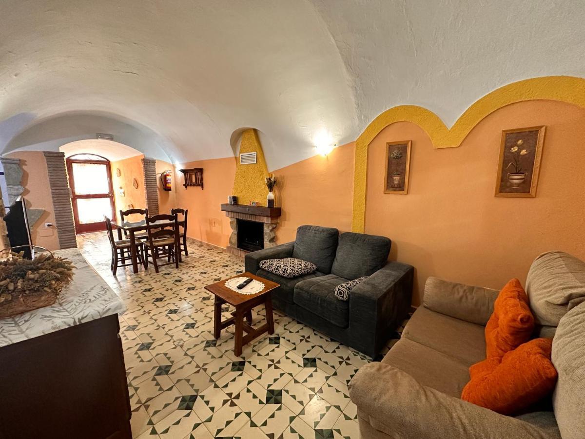 Апартаменты Cuevas La Granja Benalua de Guadix Экстерьер фото